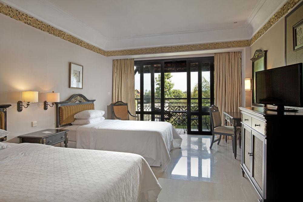 Mustika Yogyakarta Resort And Spa Maguwo Exterior photo