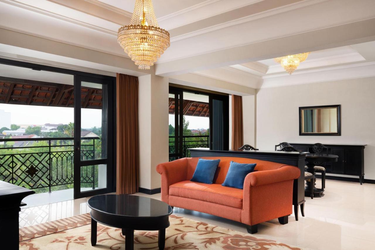 Mustika Yogyakarta Resort And Spa Maguwo Exterior photo