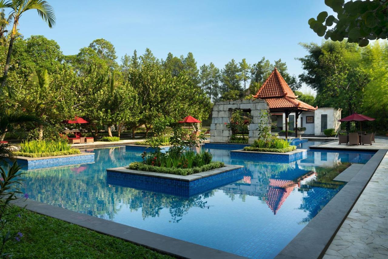 Mustika Yogyakarta Resort And Spa Maguwo Exterior photo