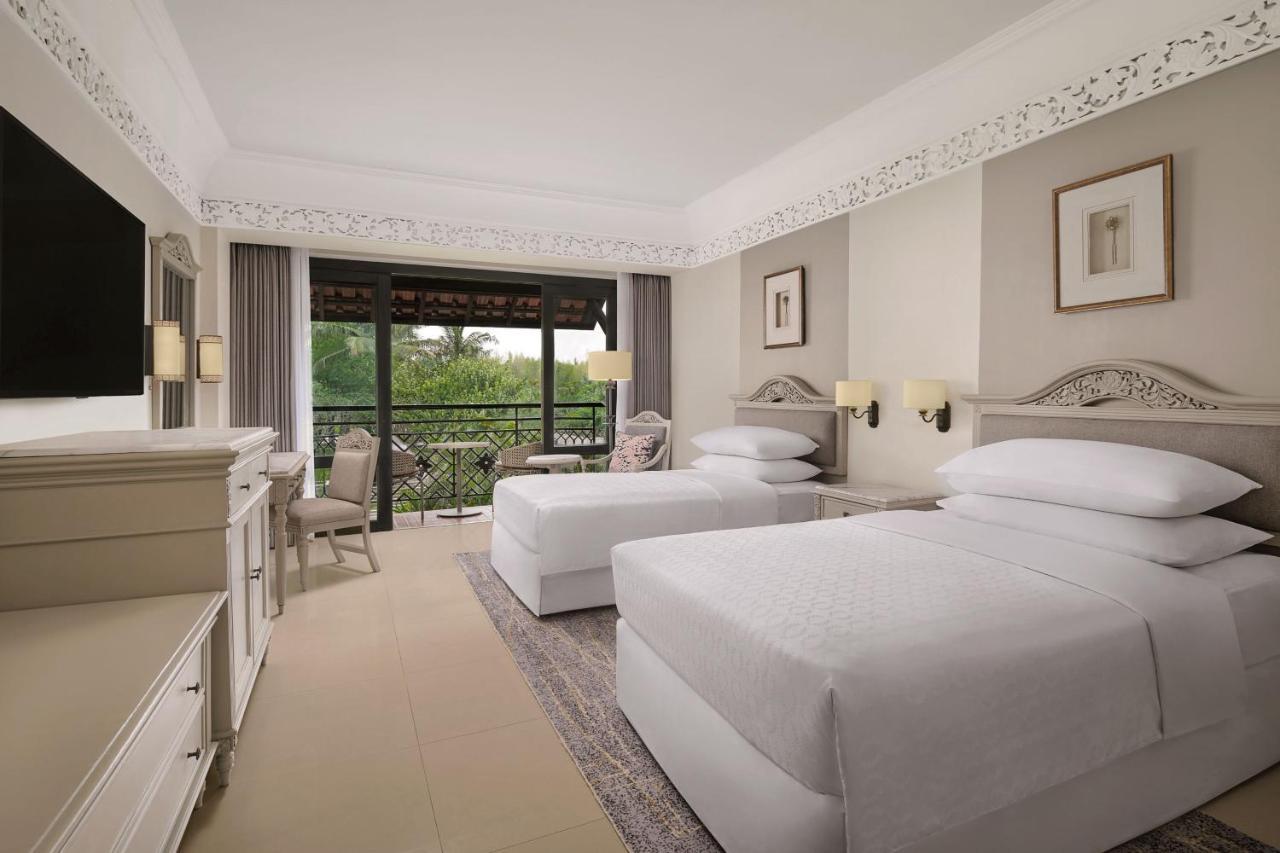 Mustika Yogyakarta Resort And Spa Maguwo Exterior photo