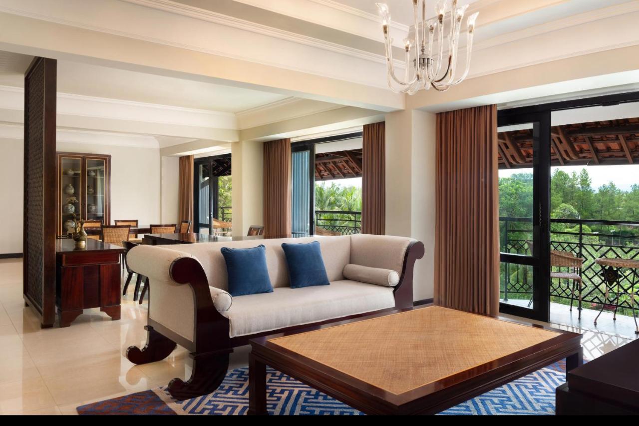 Mustika Yogyakarta Resort And Spa Maguwo Exterior photo